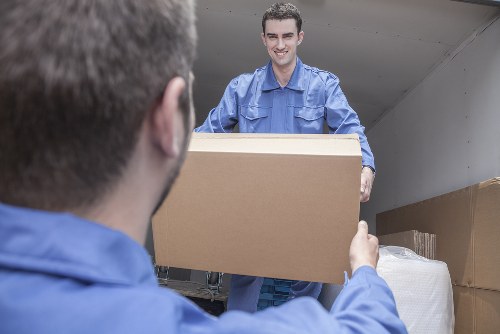 Moving services planning in Belsizepark residential street