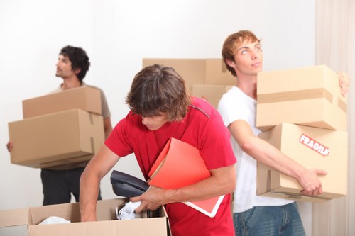 Short-term storage units in Belsizepark for flexible temporary space
